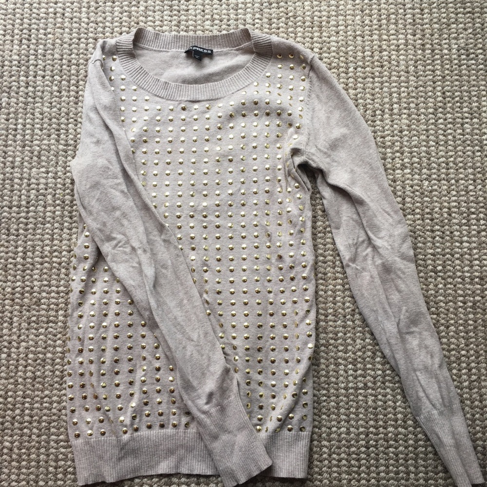 Express size small beige sweater w/gold studs
